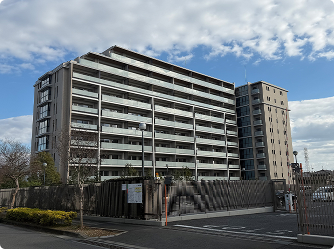 北敷地に開発した分譲マンション「オハナ松戸ガーデニア」外観